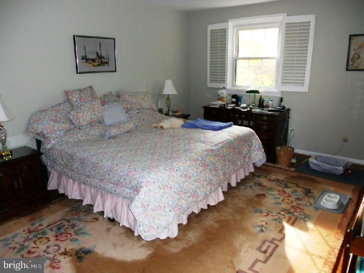 628 West Rolling Road Springfield, PA 19064 - Photo 14 of 17 Master Bedroom
