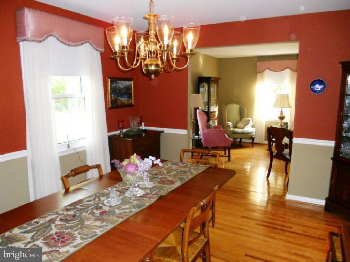 628 West Rolling Road Springfield, PA 19064 - Photo 9 of 17 Dining Room