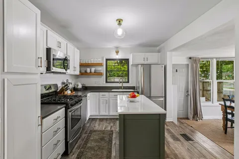 $425,000 | 1600 Louisiana Avenue South, St. Louis Park, MN 55426