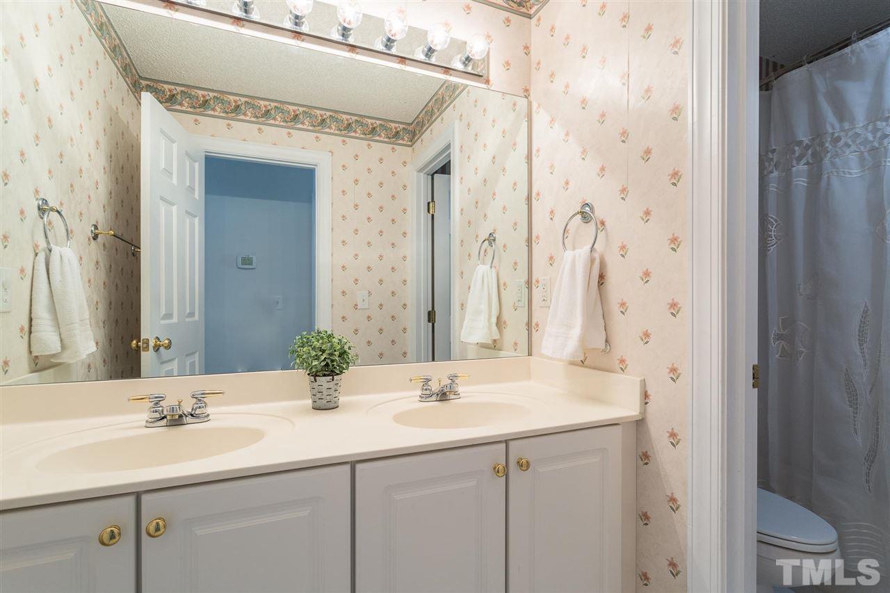 5825 Ranwick Lane Raleigh, NC 27603 - Photo 20 of 30