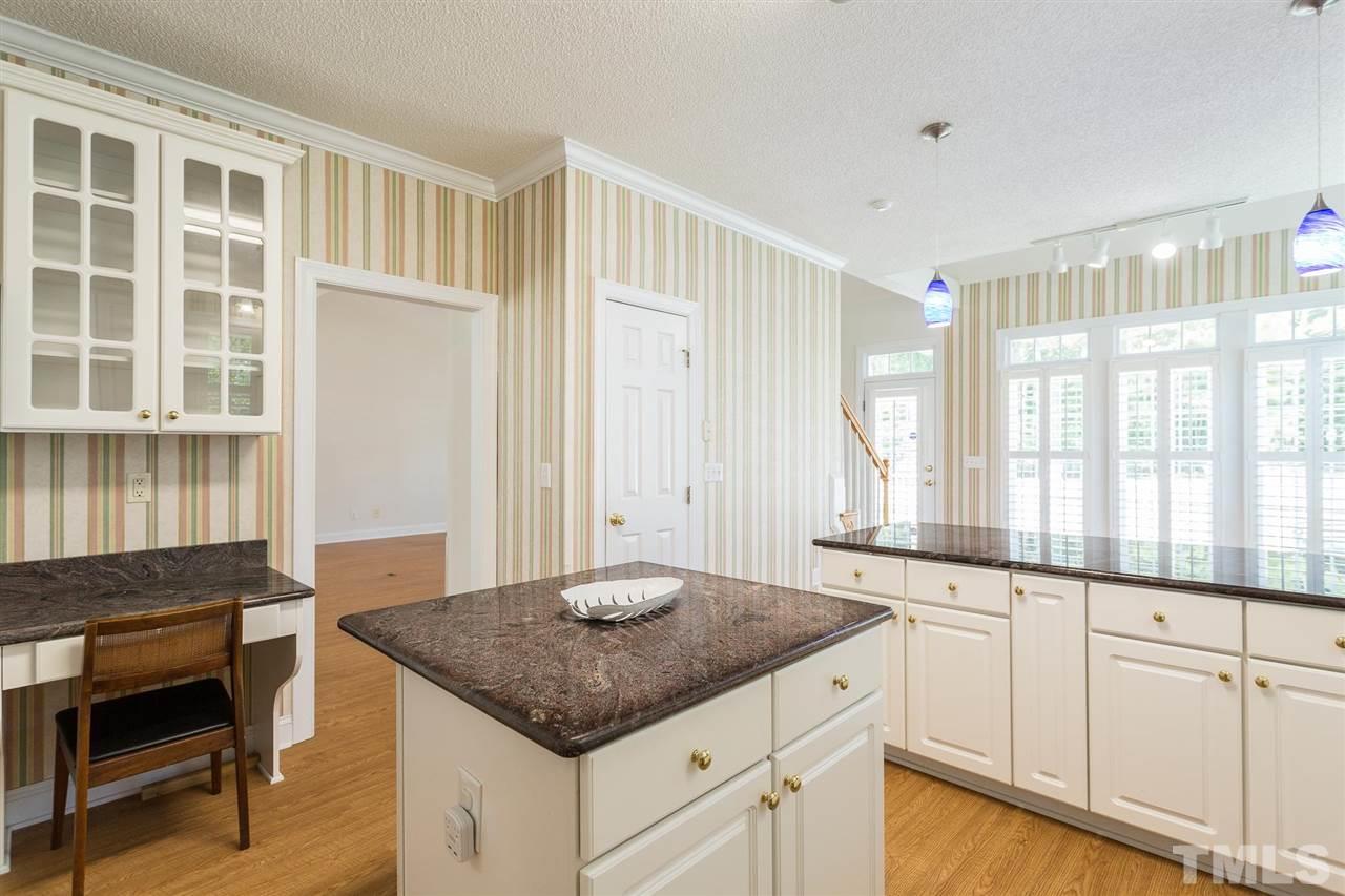 5825 Ranwick Lane Raleigh, NC 27603 - Photo 9 of 30