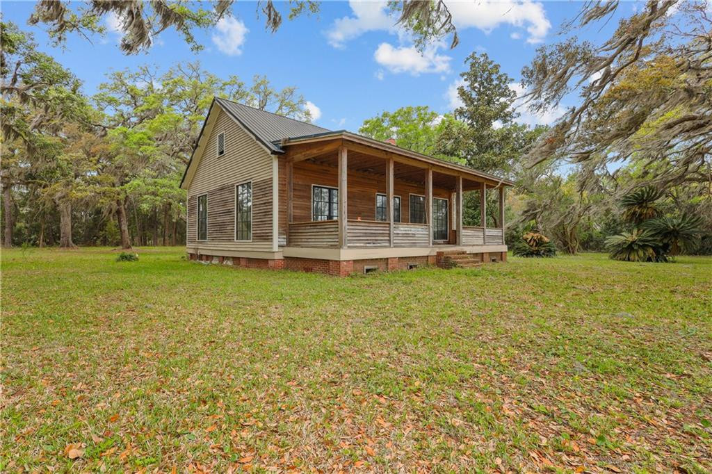 55 Cedar Point Road Brunswick, GA 31525 - Photo 11 of 47