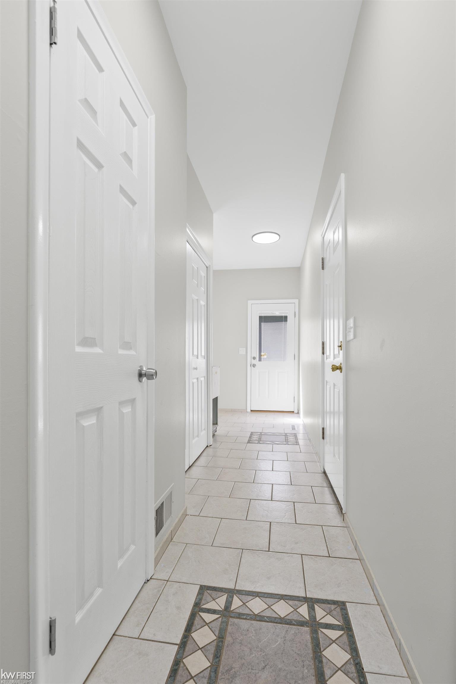 3183 Bridle Path Flint, MI 48507 - Photo 35 of 79