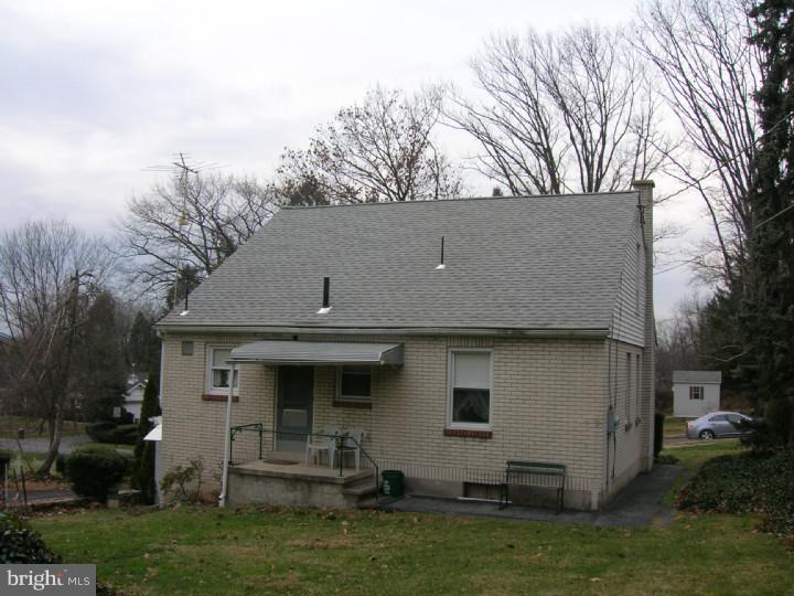 1504 Farr Road Reading, PA 19607 - Photo 5 of 6 Gallery Image 5