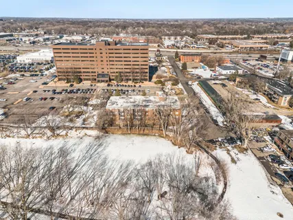 $215,000 | 1400 Dakota Avenue South, Unit 210, St. Louis Park, MN 55416