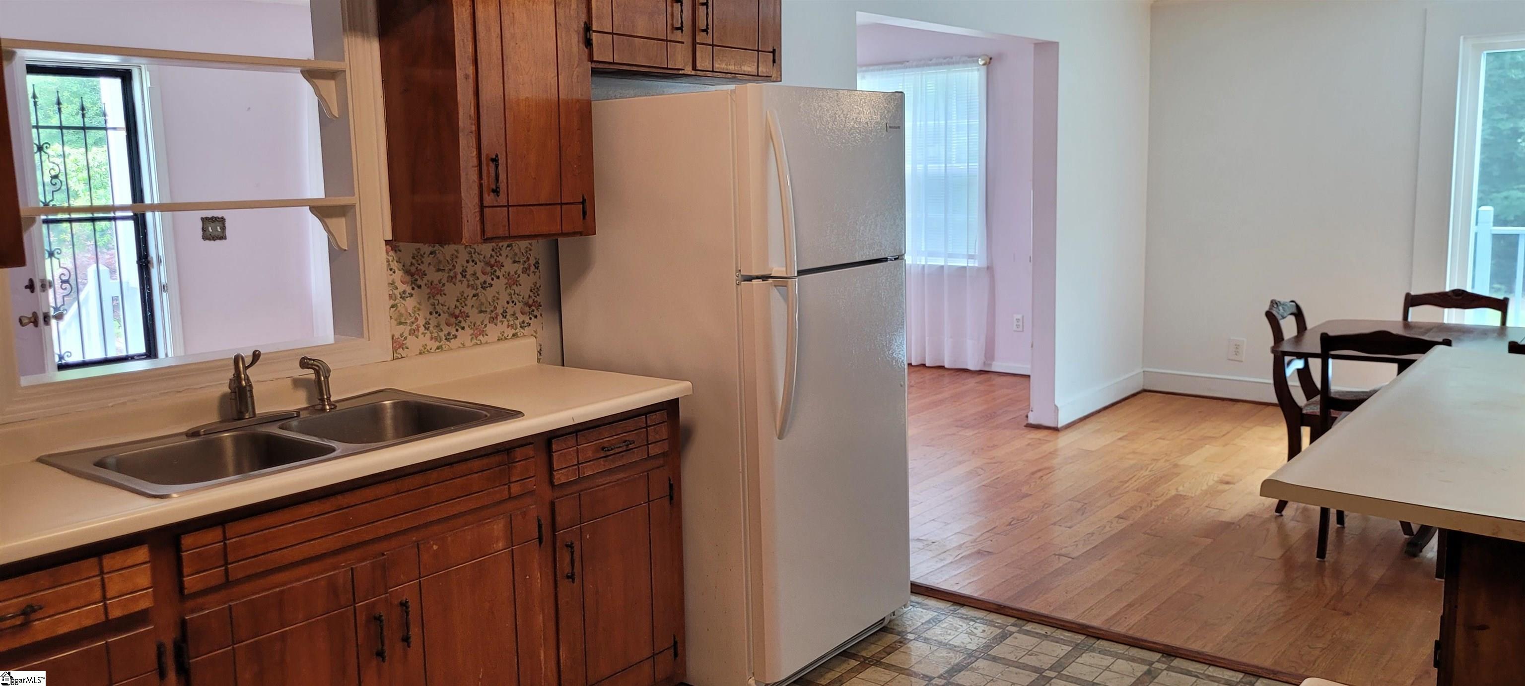 358 Pitts Road Laurens, SC 29360 - Photo 11 of 21