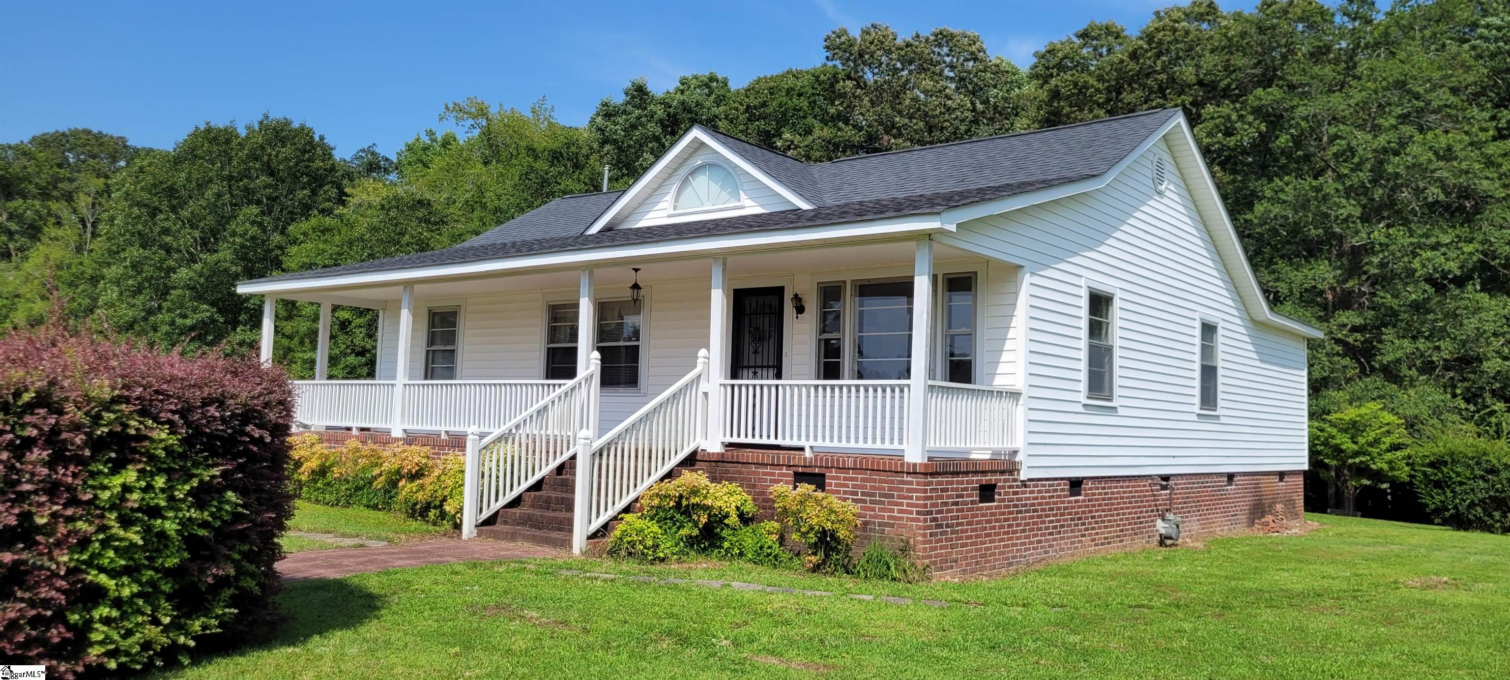 358 Pitts Road Laurens, SC 29360 - Photo 8 of 21