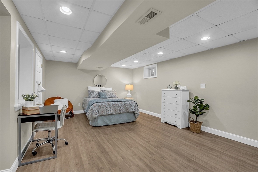 9 Faulkner Road Shrewsbury, MA 01545 - Photo 36 of 42 Gallery Image 36