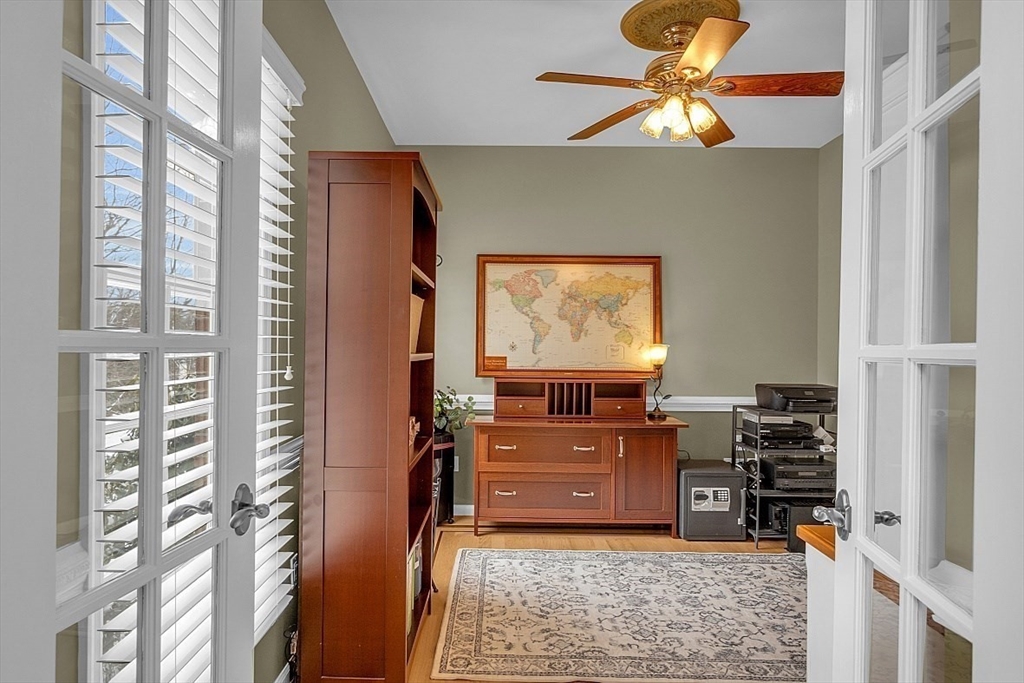 9 Faulkner Road Shrewsbury, MA 01545 - Photo 7 of 42 Gallery Image 7