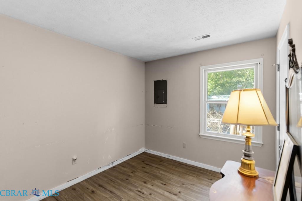 6353 Bolling Brook Lane Gloucester, VA 23061 - Photo 9 of 28 Gallery Image 9