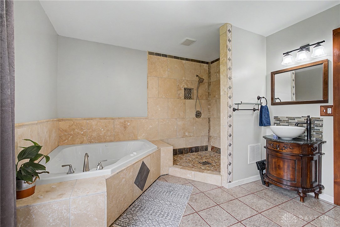 3787 Miller Road Springfield, OH 45502 - Photo 49 of 100