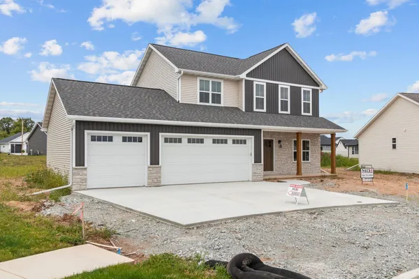 $625,000 | 2514 Beasle Court, De Pere, WI 54115