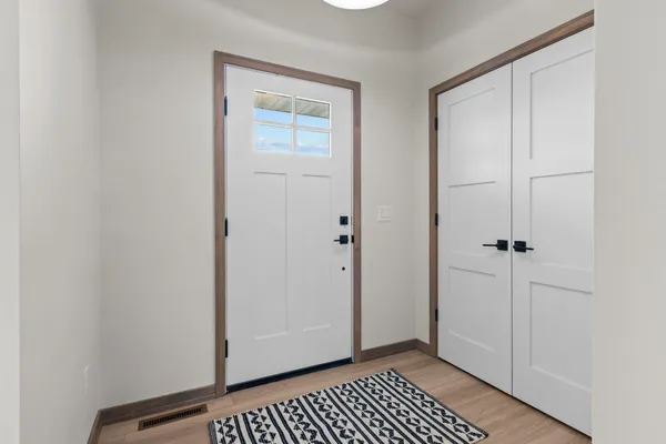 $625,000 | 2514 Beasle Court, De Pere, WI 54115