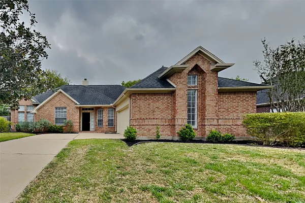 $2,100 | 6114 Berkshire Park Drive, Houston, TX 77084