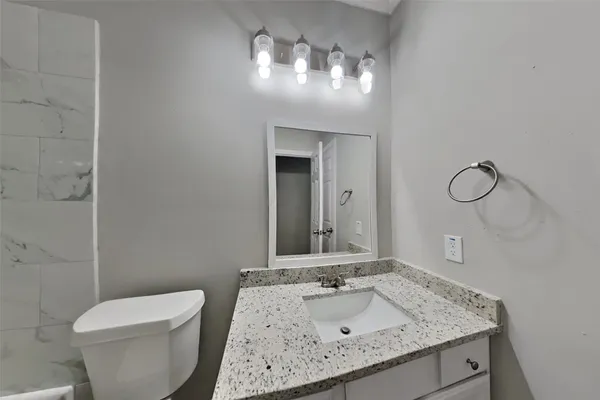 $2,100 | 6114 Berkshire Park Drive, Houston, TX 77084