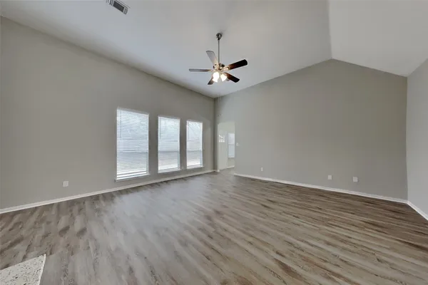 $2,100 | 6114 Berkshire Park Drive, Houston, TX 77084