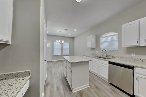 $2,100 | 6114 Berkshire Park Drive, Houston, TX 77084