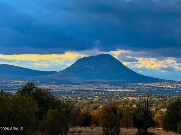 $19,500 | 0 West Big Moon Lane, Unit 14, Ash Fork, AZ 86320