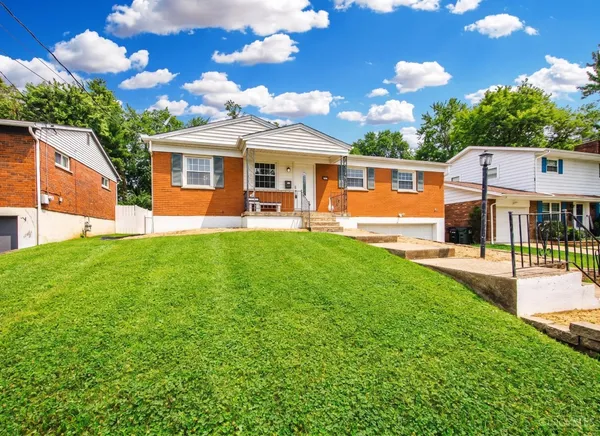 $275,000 | 3874 Woodsong Drive, Cincinnati, OH 45251
