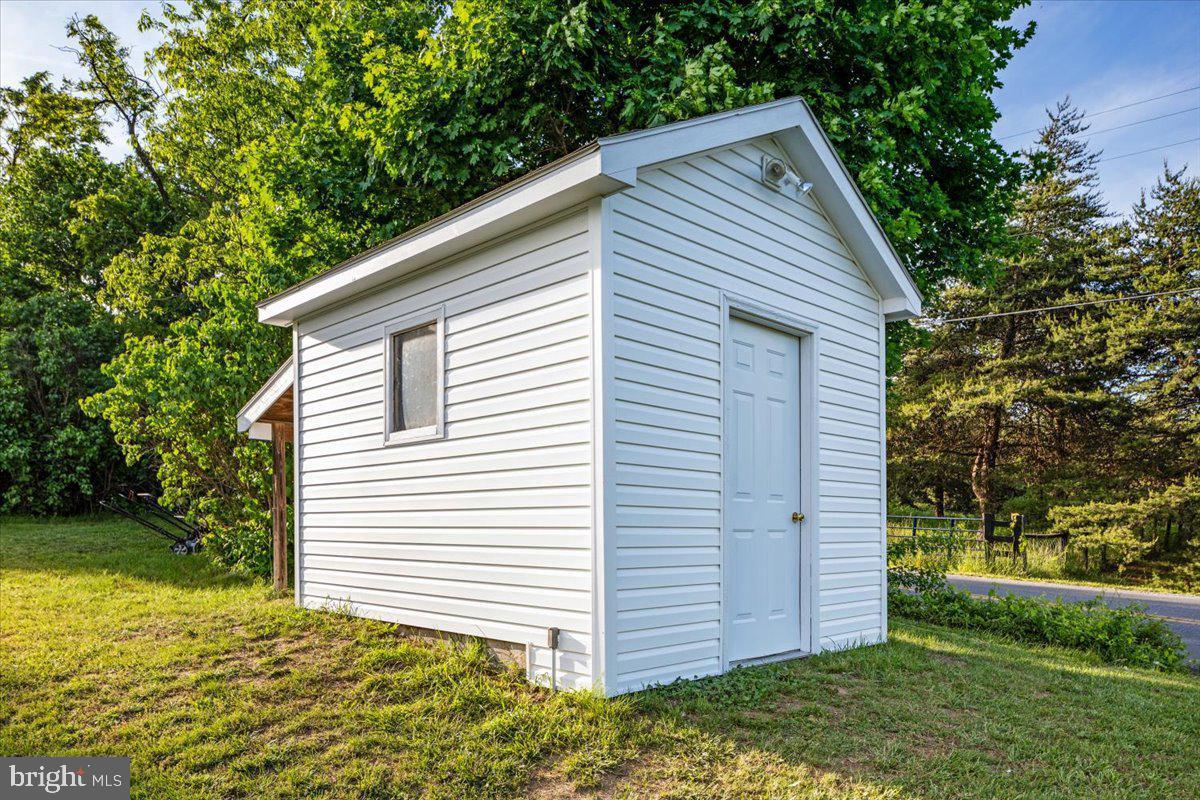 709 Dicks Hollow Road Winchester, VA 22603 - Photo 29 of 45