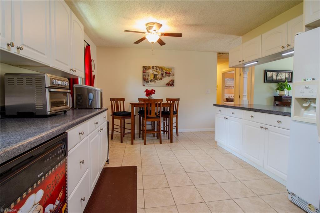 5736 Davis Road Walkertown, NC 27051 - Photo 21 of 47