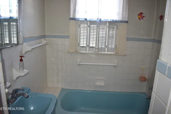 $159,900 | 405 South 37th Street, Middlesboro, KY 40965