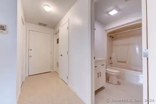 $1,600 | 54 Oak Street, Unit 26, Middletown, CT 06457