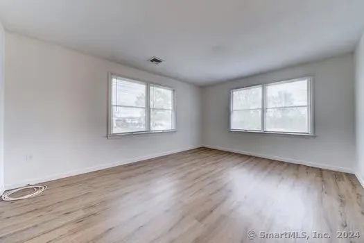 $1,600 | 54 Oak Street, Unit 26, Middletown, CT 06457