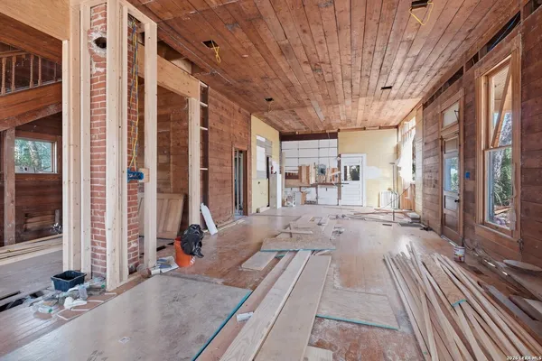 $360,000 | 611 Mason Street, San Antonio, TX 78208