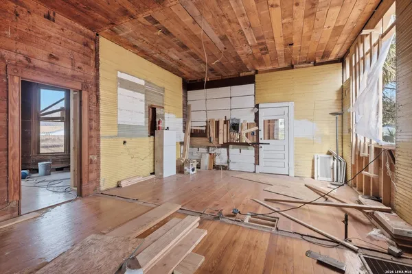 $360,000 | 611 Mason Street, San Antonio, TX 78208