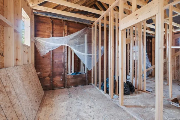 $360,000 | 611 Mason Street, San Antonio, TX 78208