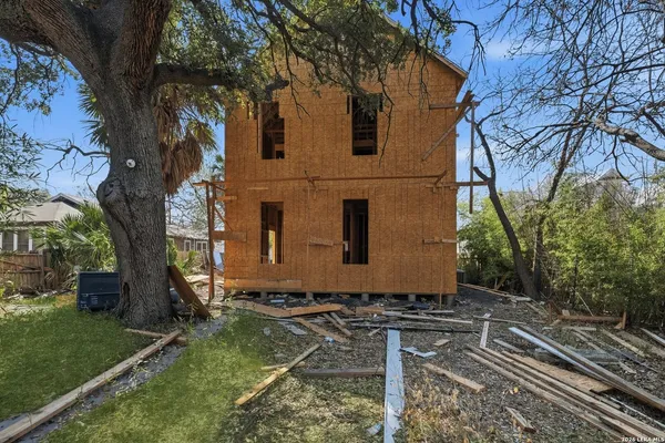 $360,000 | 611 Mason Street, San Antonio, TX 78208