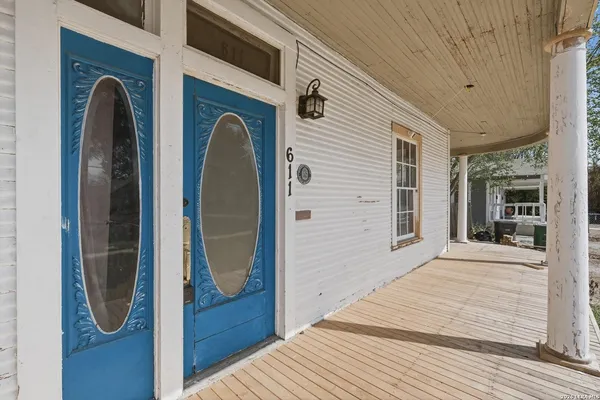 $360,000 | 611 Mason Street, San Antonio, TX 78208