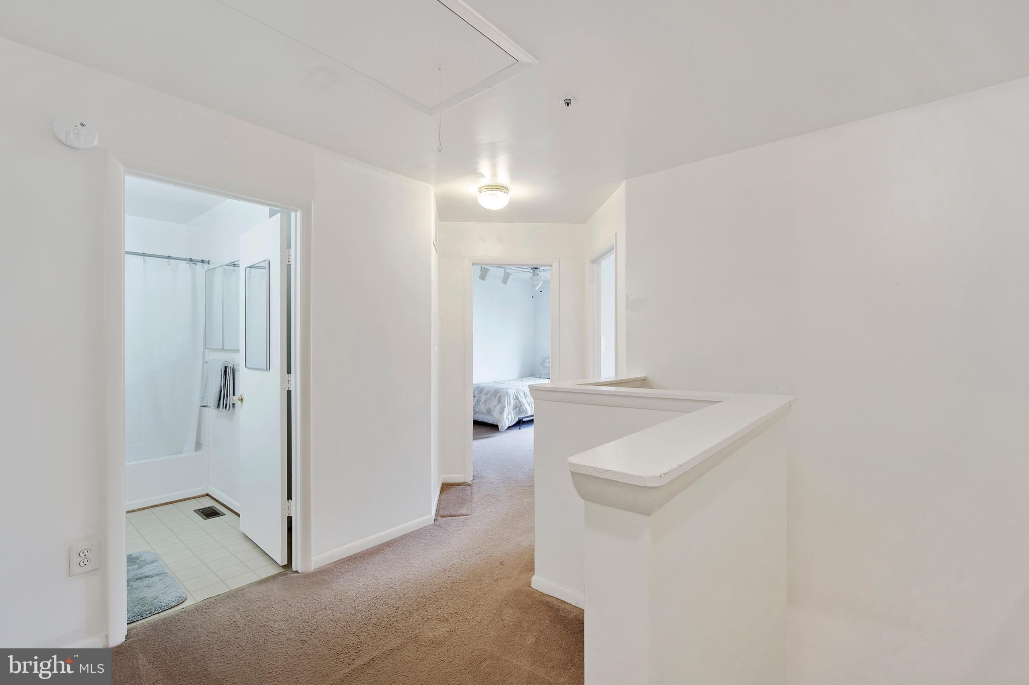 8043 Harbor Tree Way Gaithersburg, MD 20886 - Photo 17 of 23 Gallery Image 17
