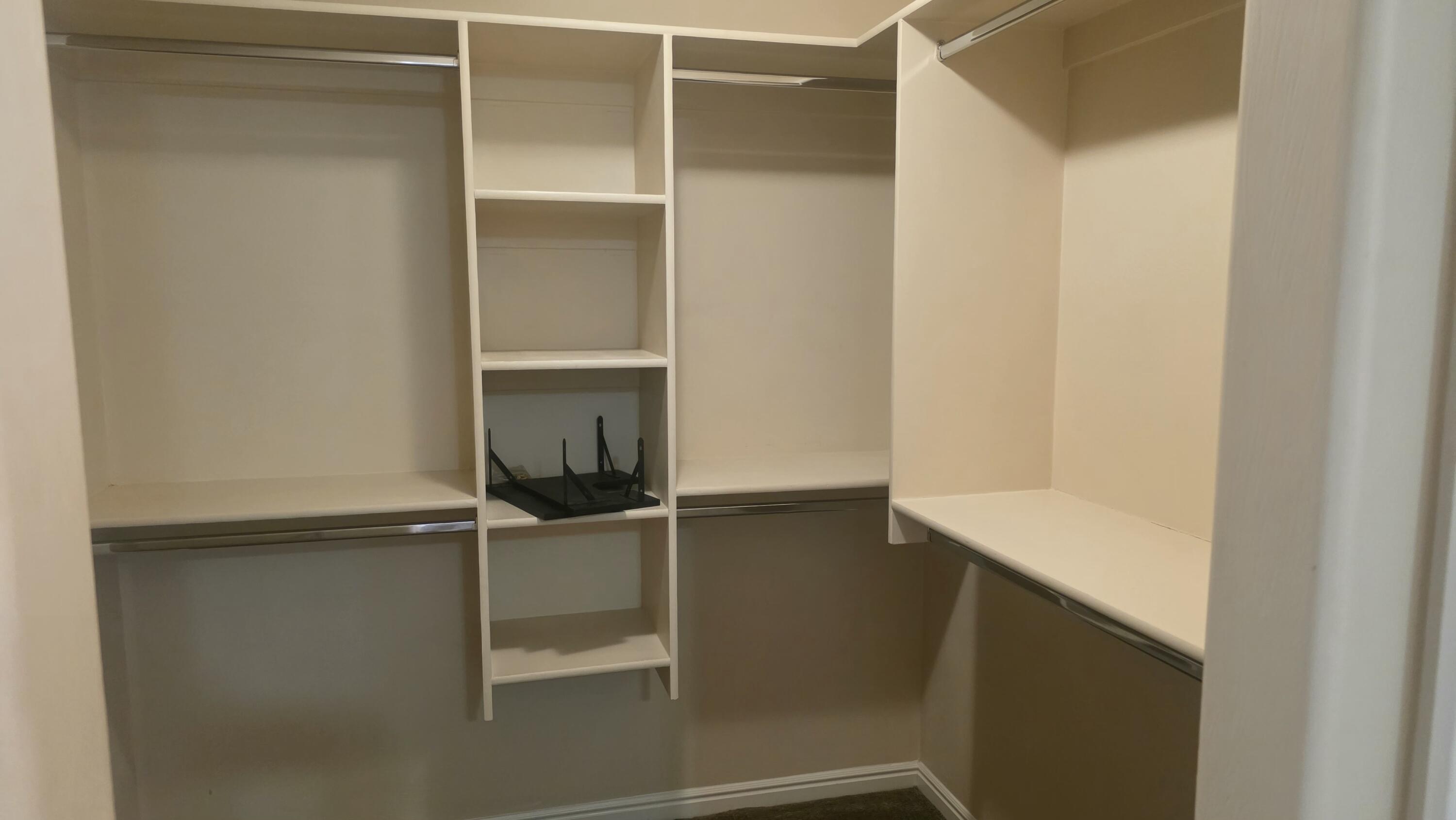 357 East 860 North Hurricane, UT 84737 - Photo 14 of 20 Primary walk in closet