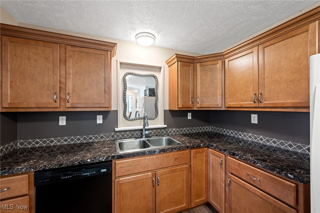 3546 Main Street Perry, OH 44081 - Photo 4 of 44 Gallery Image 4