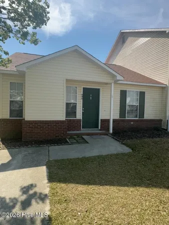 $1,100 | 996 West Pueblo Drive, Jacksonville, NC 28546