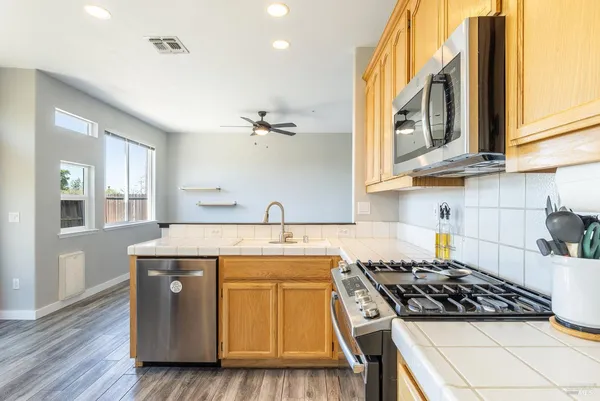 $819,000 | 1104 River Pine Circle, Petaluma, CA 94954