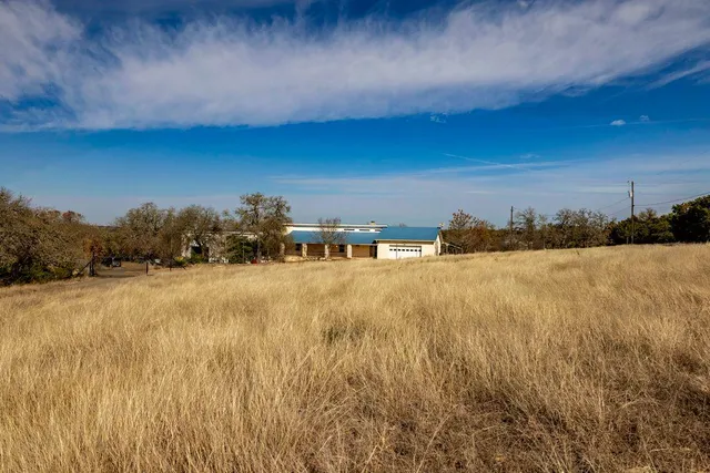 $820,000 | 76 Indian Springs Drive, Kerrville, TX 78028