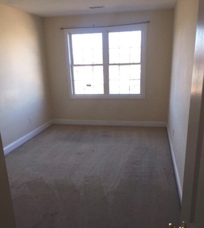 7 Fay Street Worcester, MA 01604 - Photo 6 of 12 Gallery Image 6