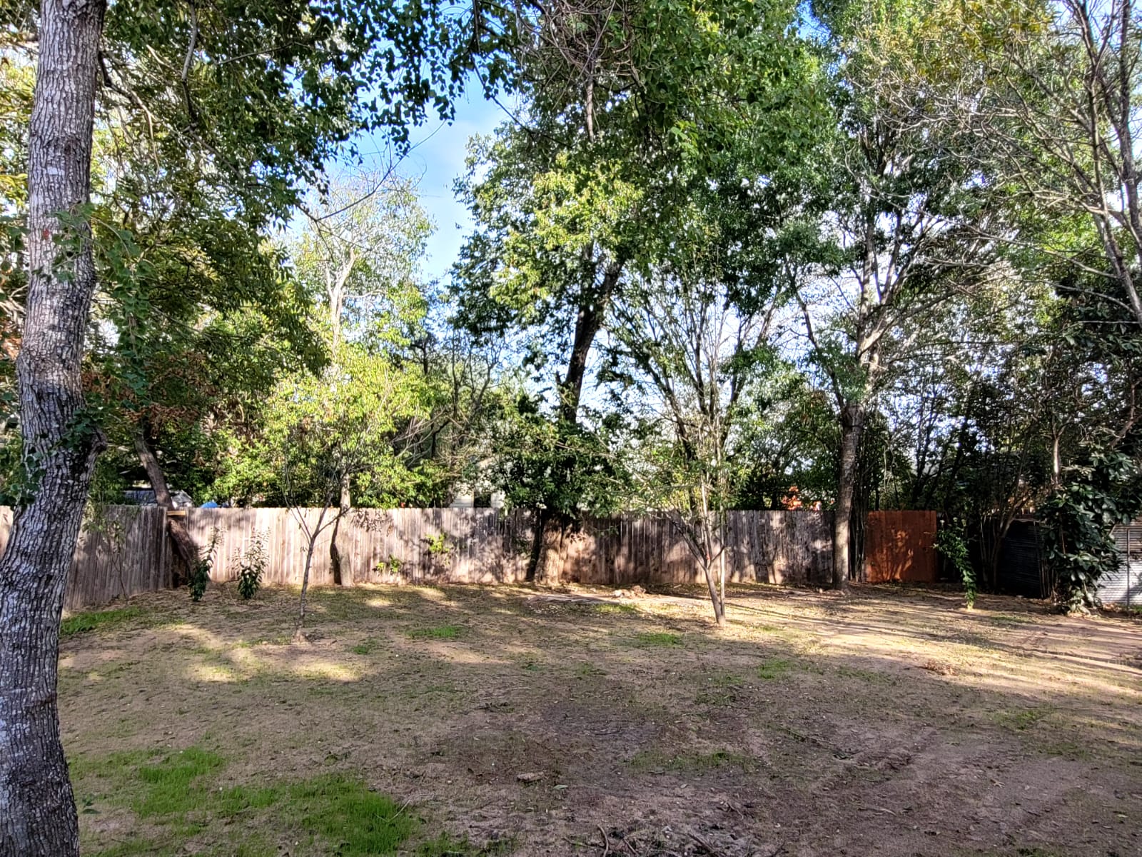 750 South Main Street Lockhart, TX 78644 - Photo 30 of 31 View of fenced backyard