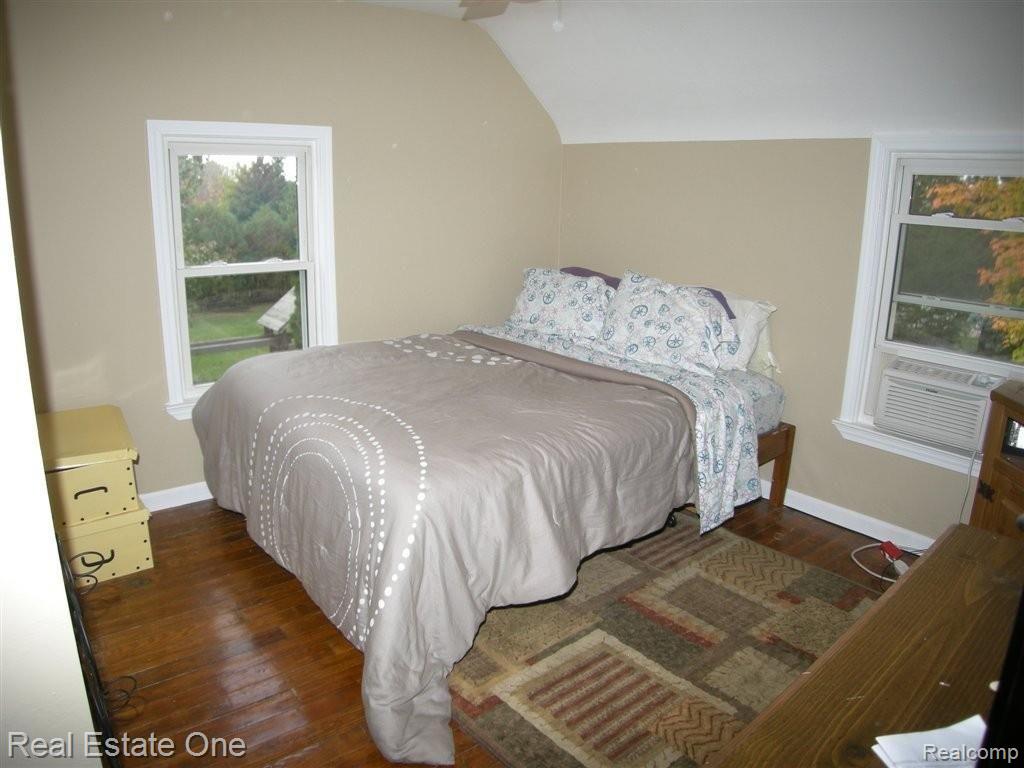 923 Benstein Road Walled Lake, MI 48390 - Photo 18 of 25 Bedroom 2