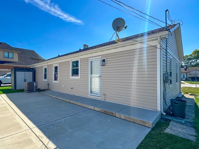 $2,850 | 8150 West Winnemac Avenue, Norridge, IL 60706