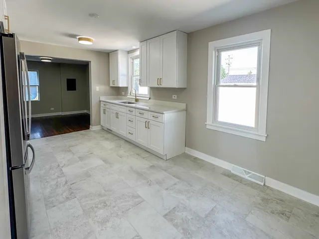 $2,850 | 8150 West Winnemac Avenue, Norridge, IL 60706