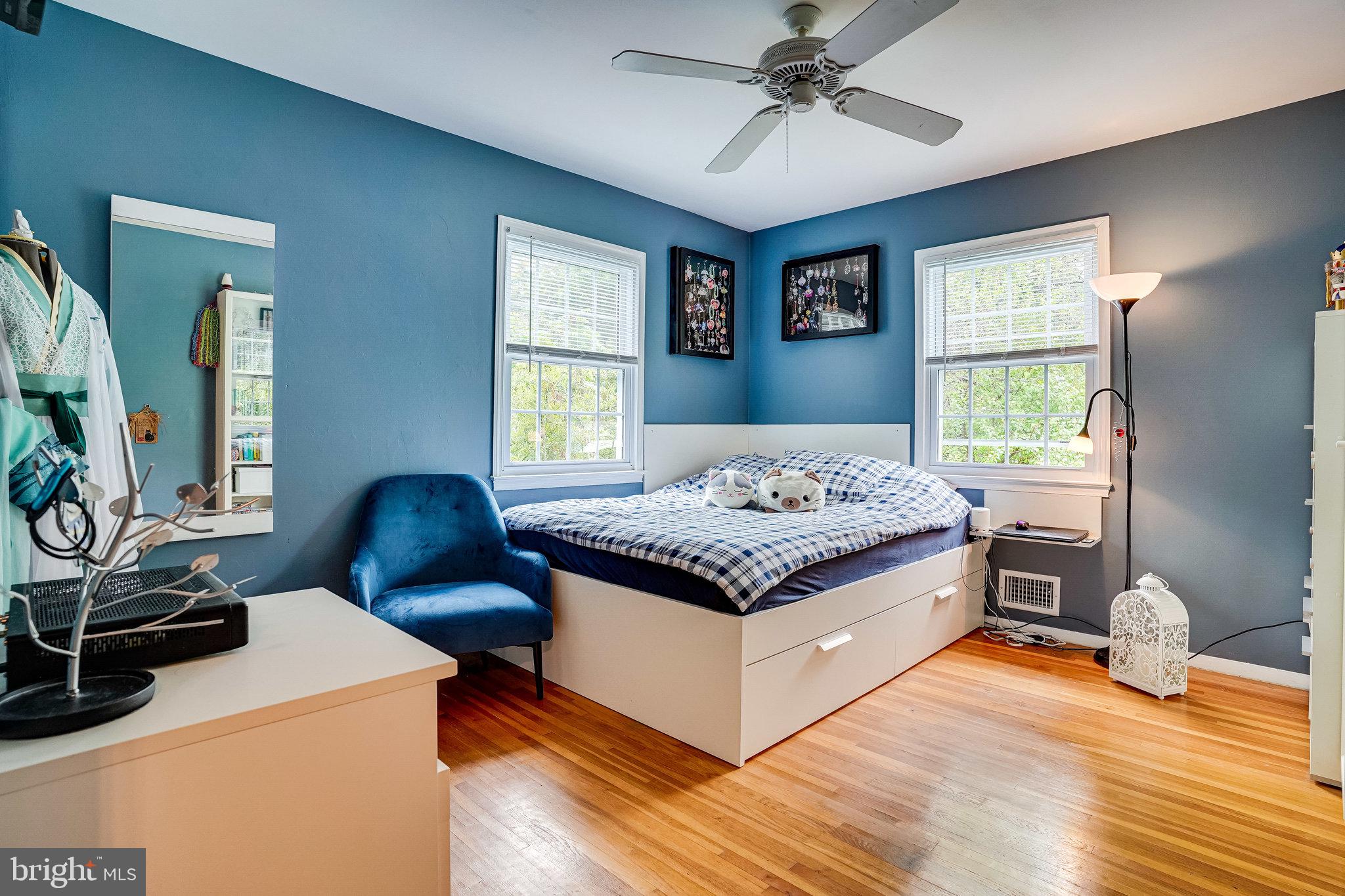 6157 Roxbury Avenue Springfield, VA 22152 - Photo 22 of 36 Bedroom #4 - Upper Level