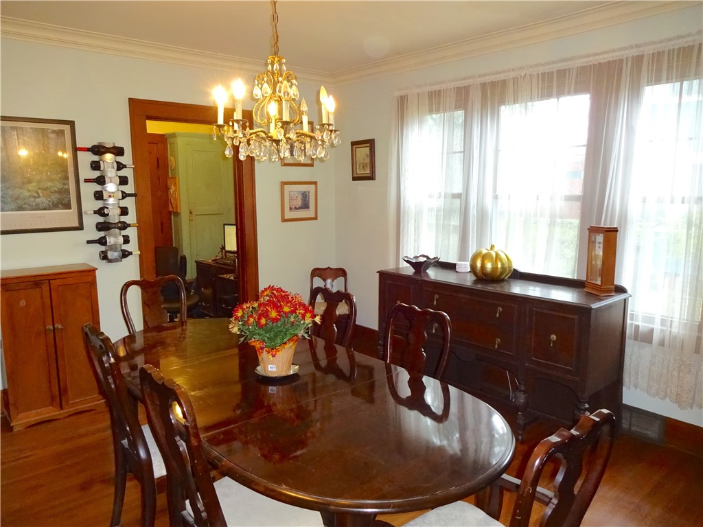 655 Beach Avenue Rochester, NY 14612 - Photo 15 of 41