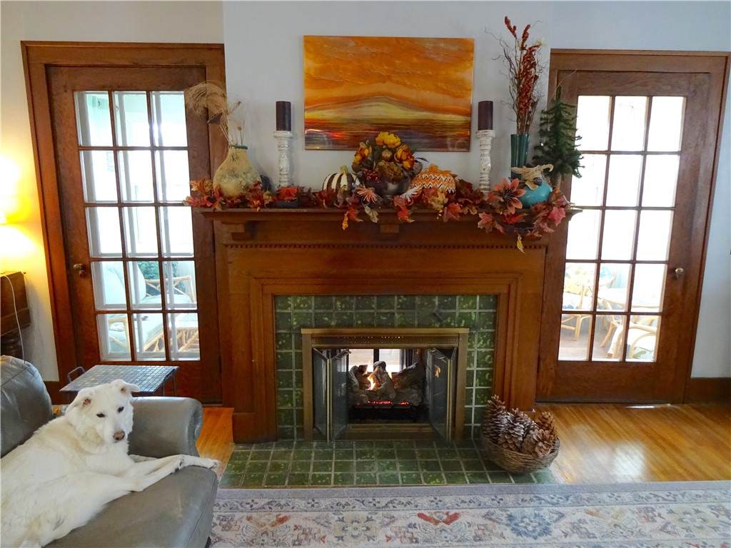 655 Beach Avenue Rochester, NY 14612 - Photo 20 of 41