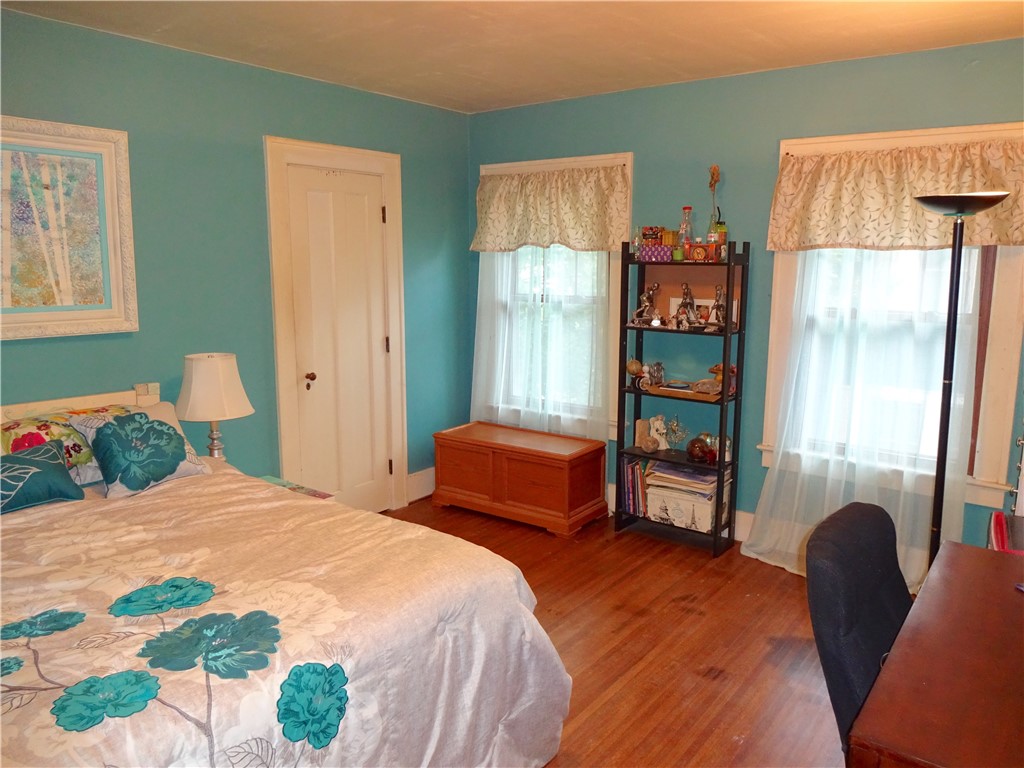 655 Beach Avenue Rochester, NY 14612 - Photo 28 of 41