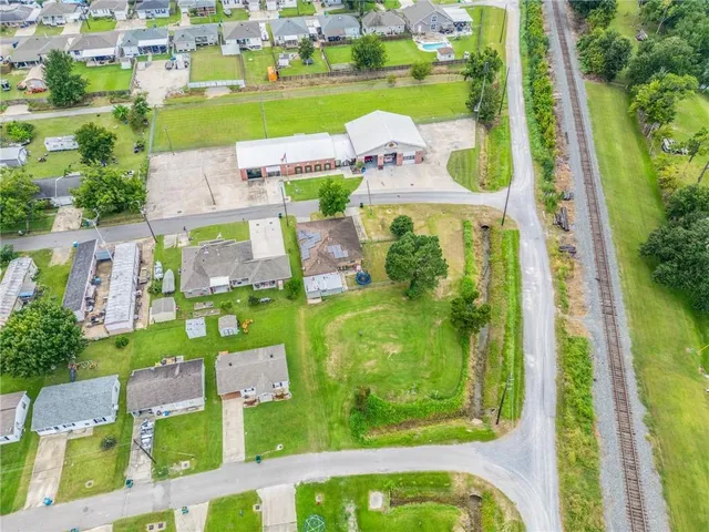 $54,000 | 643 Marino Drive, Norco, LA 70079