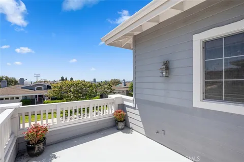 $2,950,000 | 3611 Daffodil Avenue, Unit 38, Corona del Mar, CA 92625